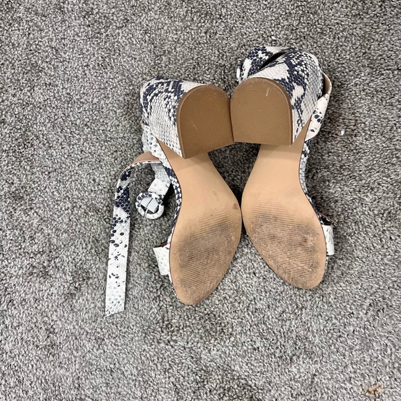 STEVE MADDEN Lolana Lola Snakeskin Sandal Block Heel - Picture 5 of 8